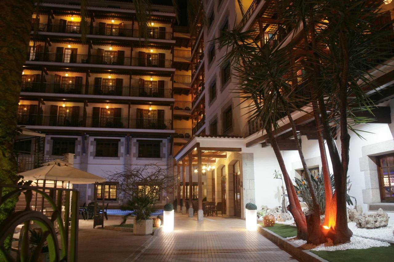 Hotel La Carolina Lloret de Mar Exterior photo